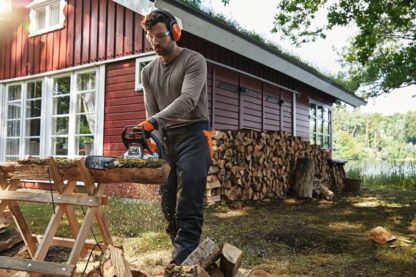 Tronçonneuse thermique Stihl MS 212.